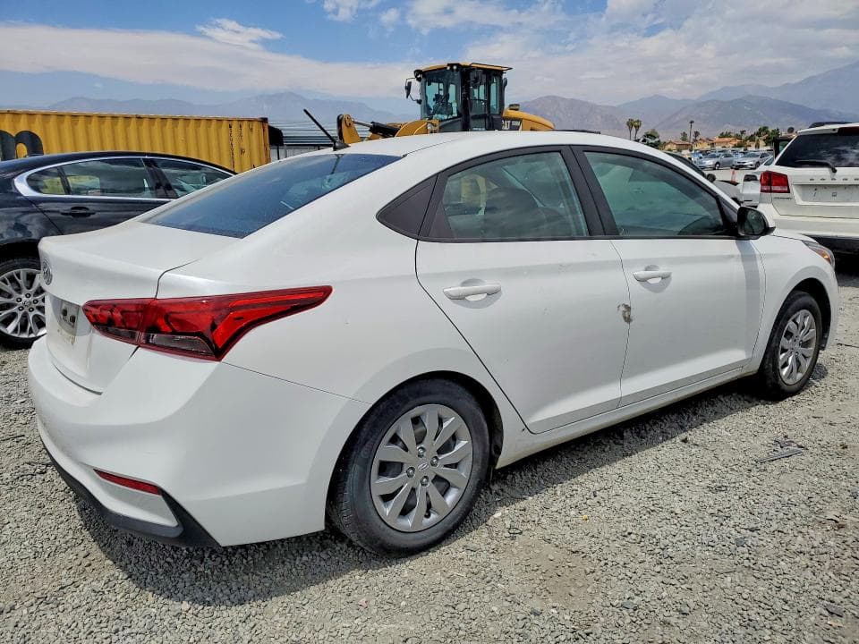 2022 HYUNDAI ACCENT SE 3