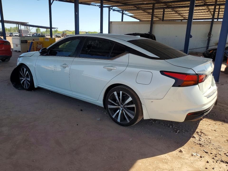 2022 NISSAN ALTIMA SR 2