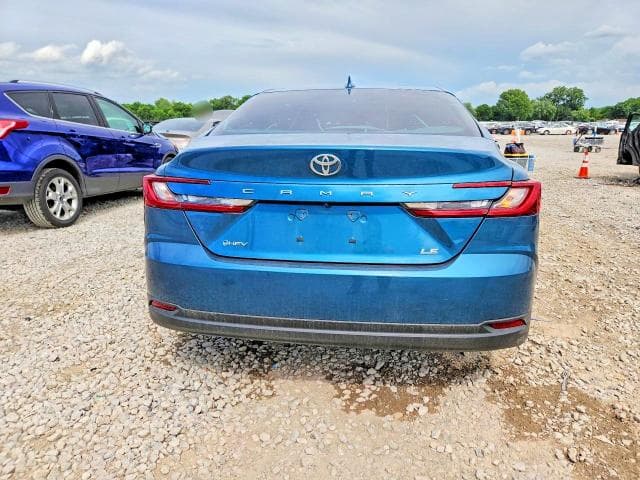 2025 TOYOTA CAMRY LE 6