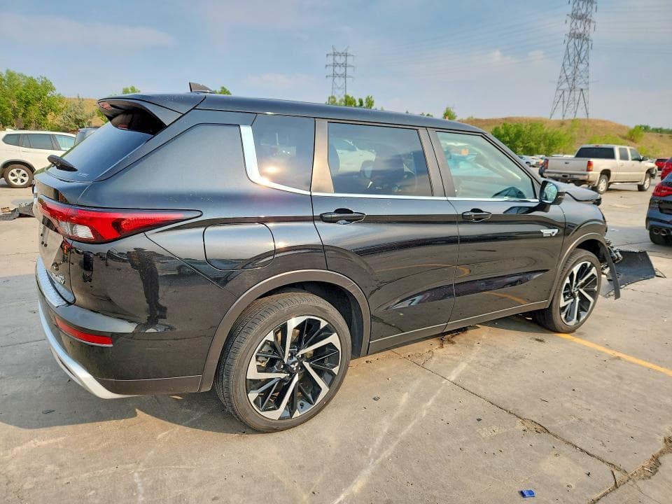 2025 MITSUBISHI OUTLANDER SE 3