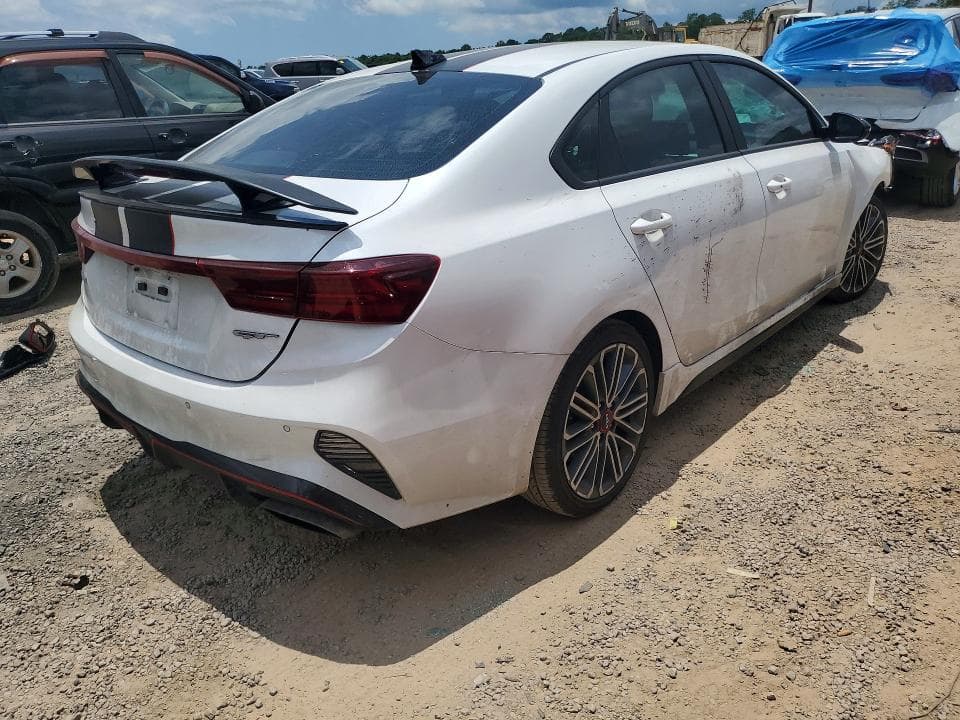 2024 KIA FORTE GT 3