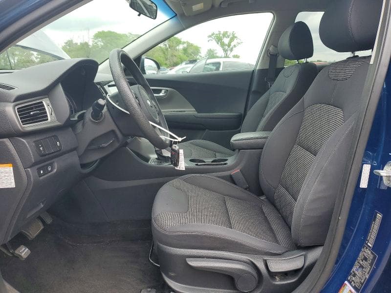 2017 KIA NIRO LX 7