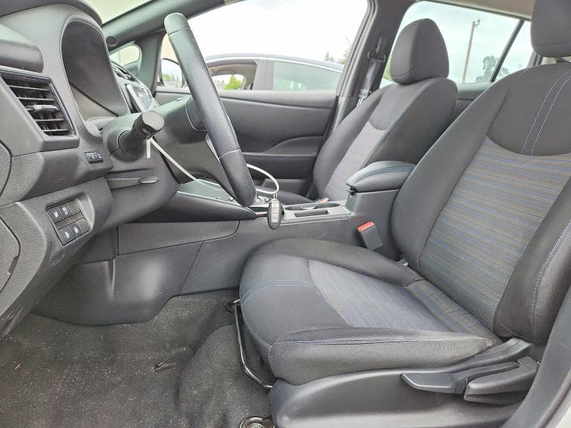 2022 NISSAN LEAF SV 7