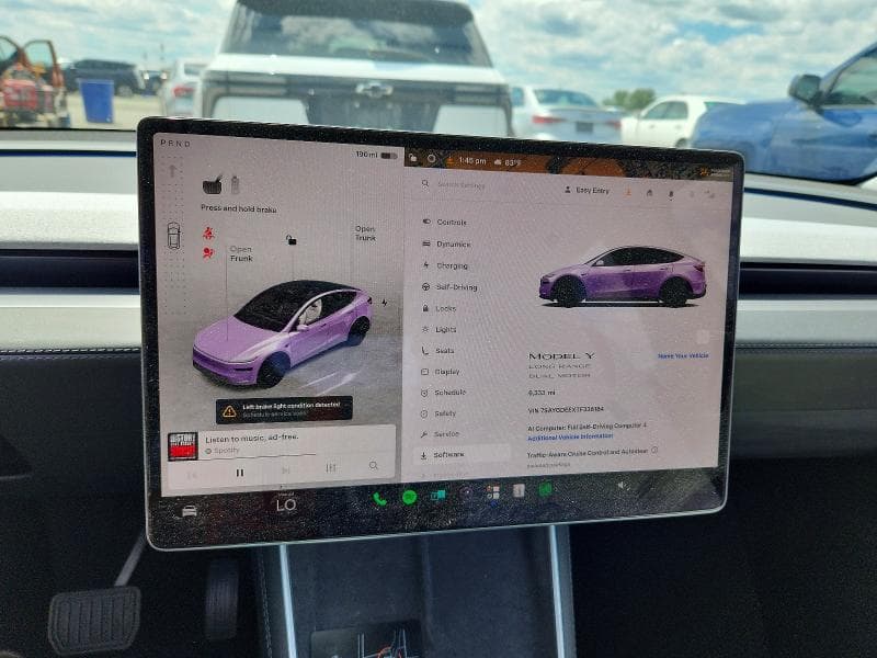 2026 TESLA MODEL Y 9