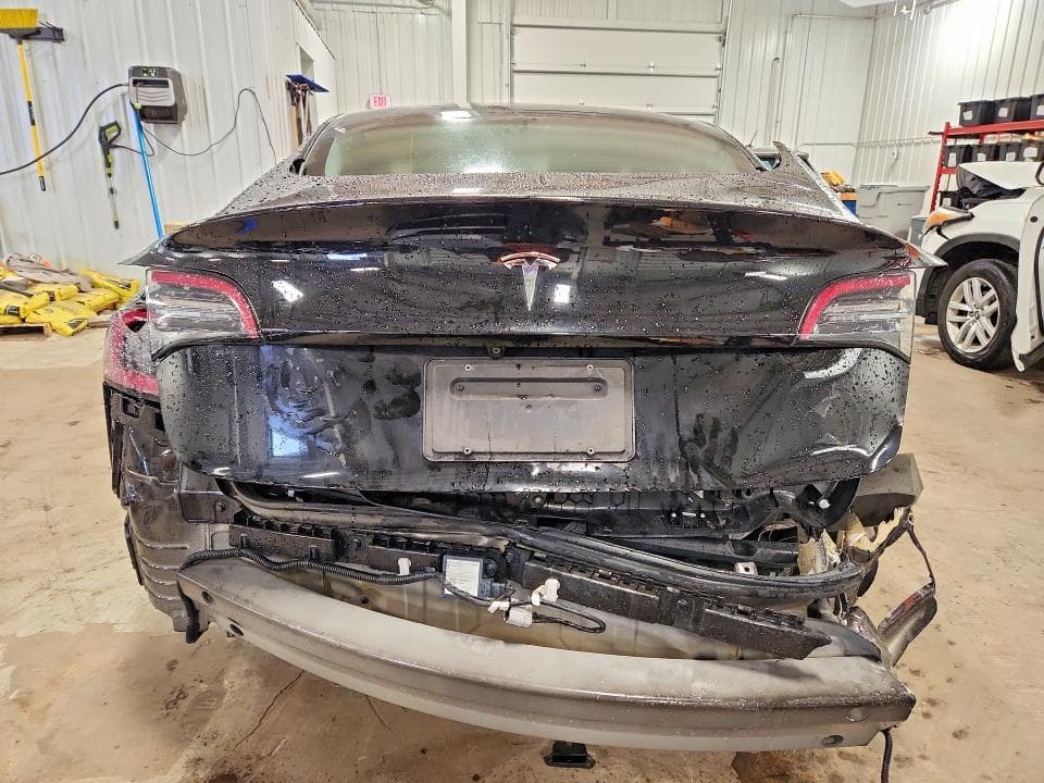 2023 TESLA MODEL 3 6