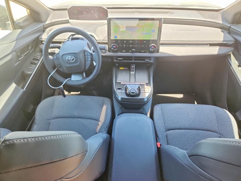 2026 TOYOTA BZ XLE PLUS 8
