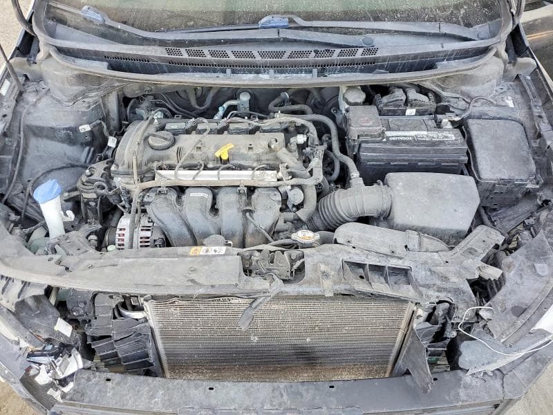 2017 KIA FORTE LX 11