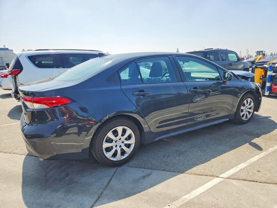 2023 TOYOTA COROLLA LE 3