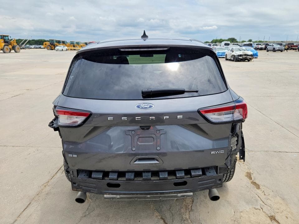 2021 FORD ESCAPE SE 6