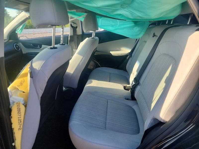 2022 HYUNDAI KONA SEL 10
