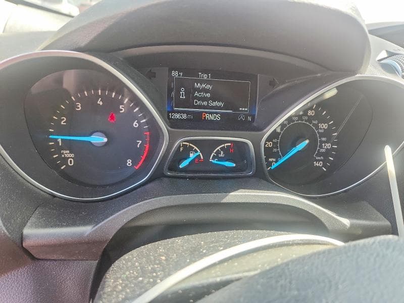 2017 FORD ESCAPE SE 9