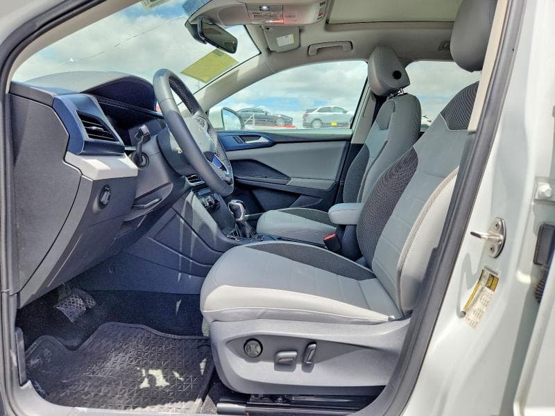 2023 VOLKSWAGEN TAOS SE 7