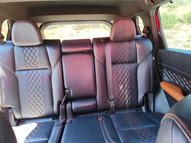 2023 MITSUBISHI OUTLANDER SEL 10