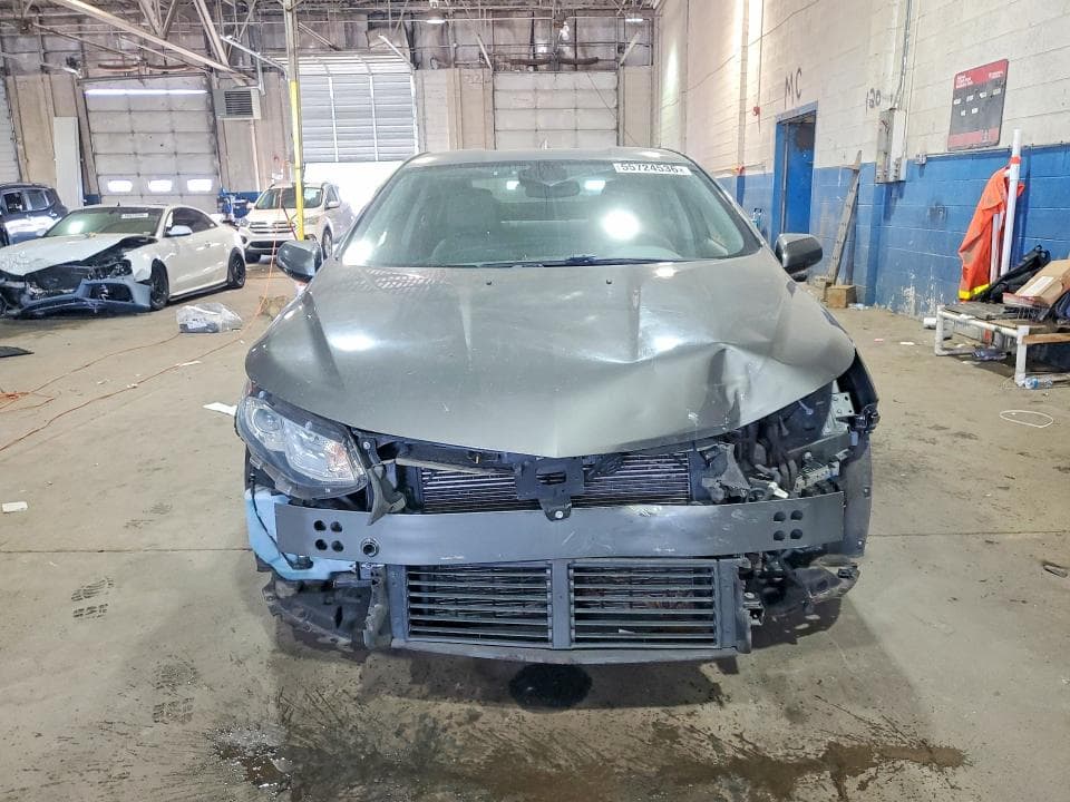 2017 CHEVROLET VOLT LT 5