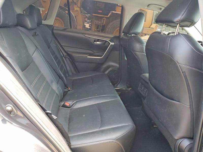 2021 TOYOTA RAV4 XLE PREMIUM 11