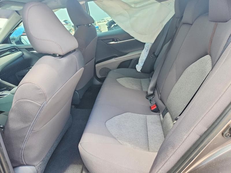 2019 TOYOTA CAMRY LE 10