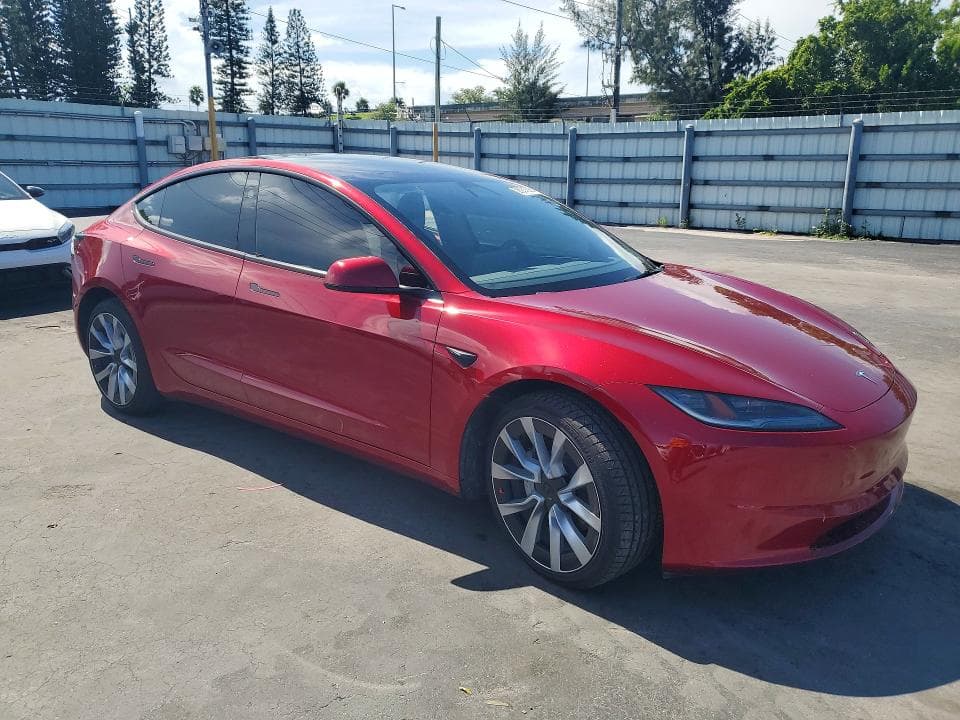 2025 TESLA MODEL 3 4