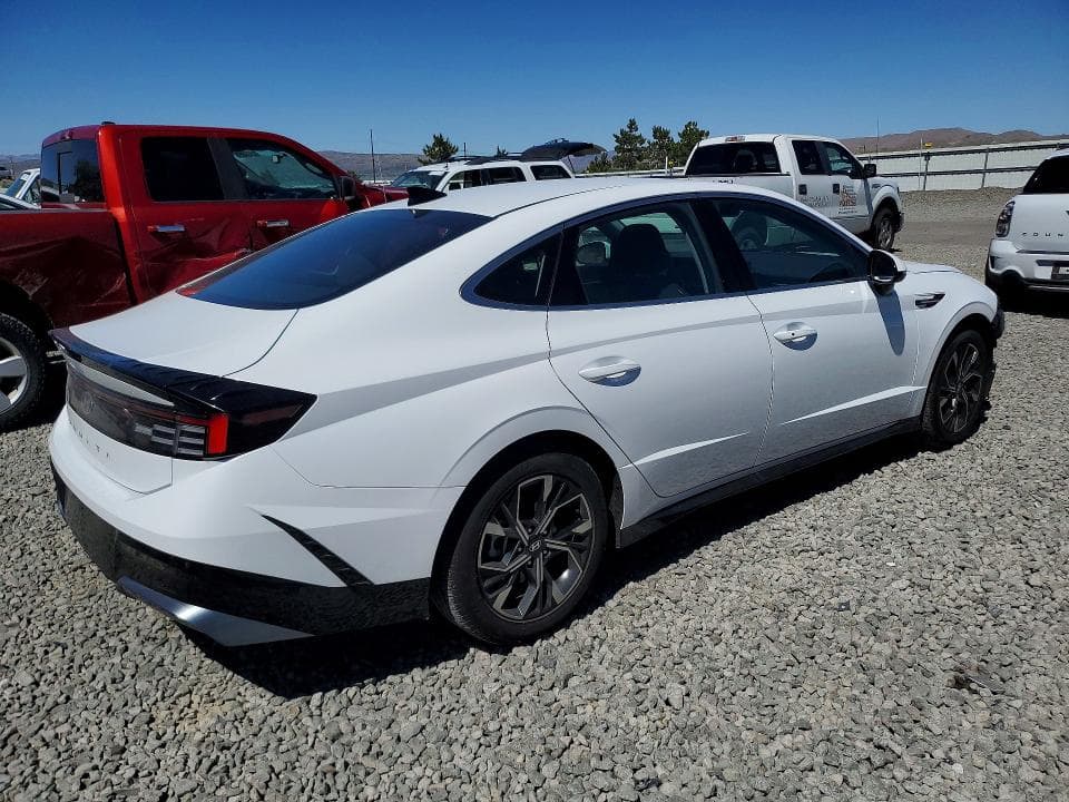 2024 HYUNDAI SONATA SEL 3