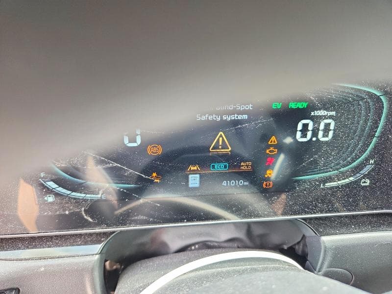 2023 KIA NIRO SX 9
