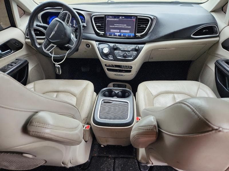 2021 CHRYSLER PACIFICA TOURING L 8