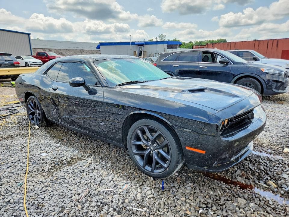 2023 DODGE CHALLENGER SXT 4