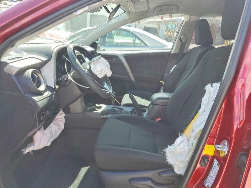 2018 TOYOTA RAV4 LE 7