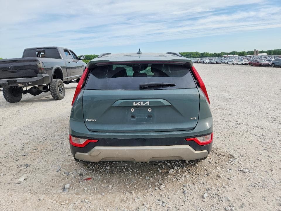 2023 KIA NIRO EX 6