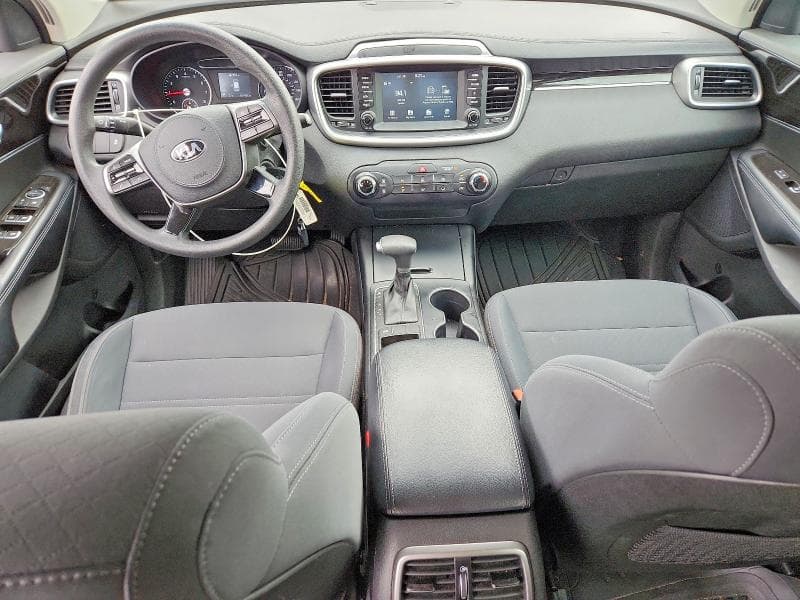 2019 KIA SORENTO LX 8