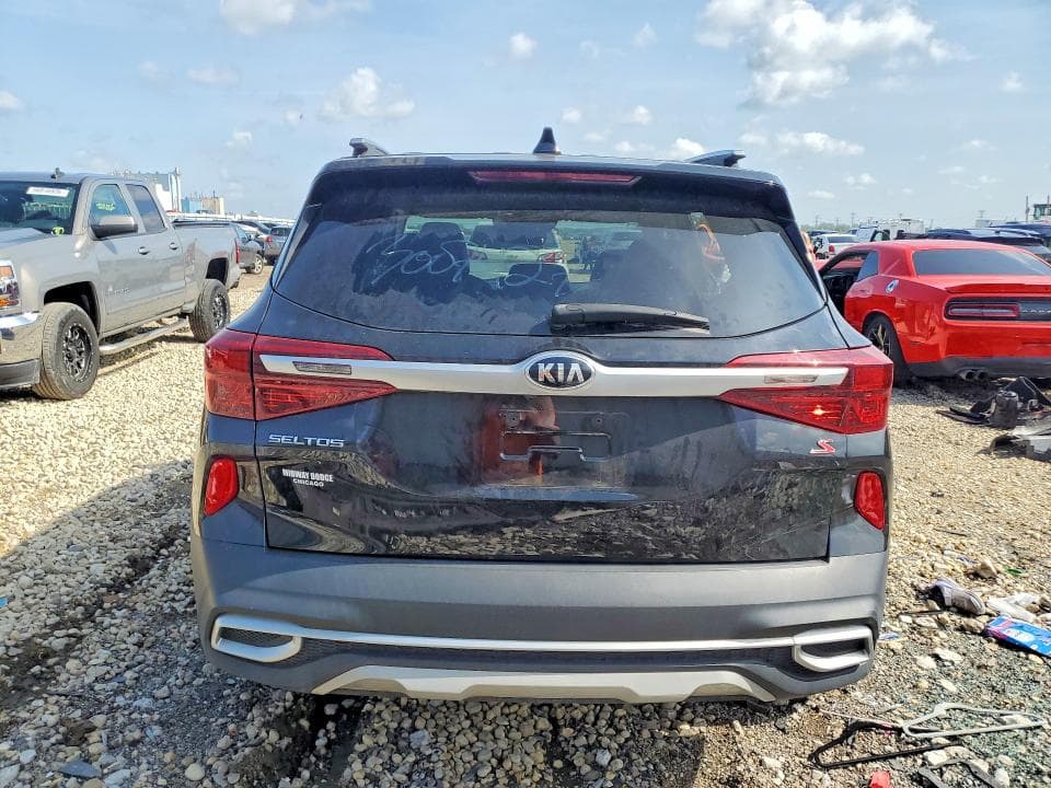 2021 KIA SELTOS S 6