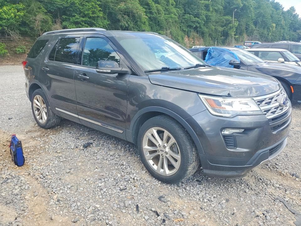 2018 FORD EXPLORER XLT 4