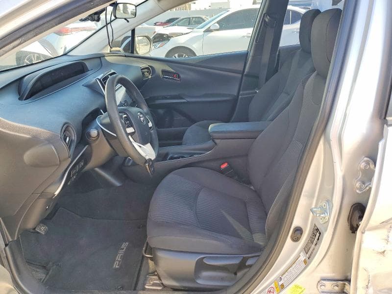 2017 TOYOTA PRIUS TWO 7