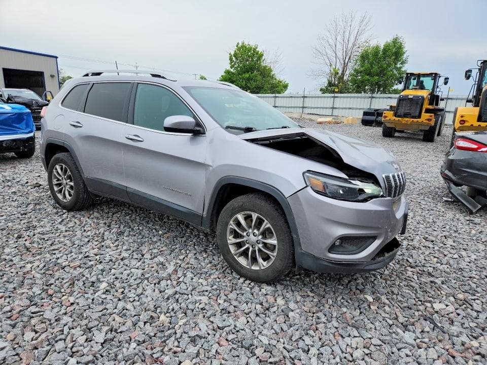 2019 JEEP CHEROKEE LATITUDE PLUS 4