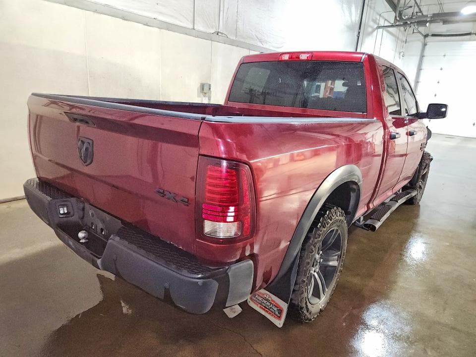2021 RAM 1500 CLASSIC SLT 3