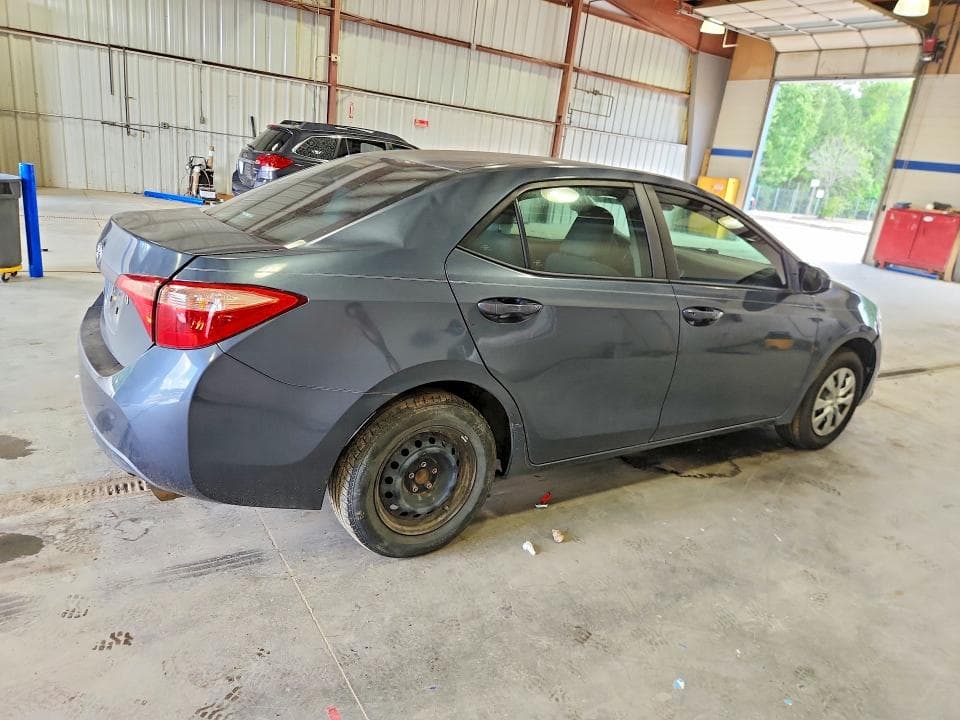 2018 TOYOTA COROLLA L 3
