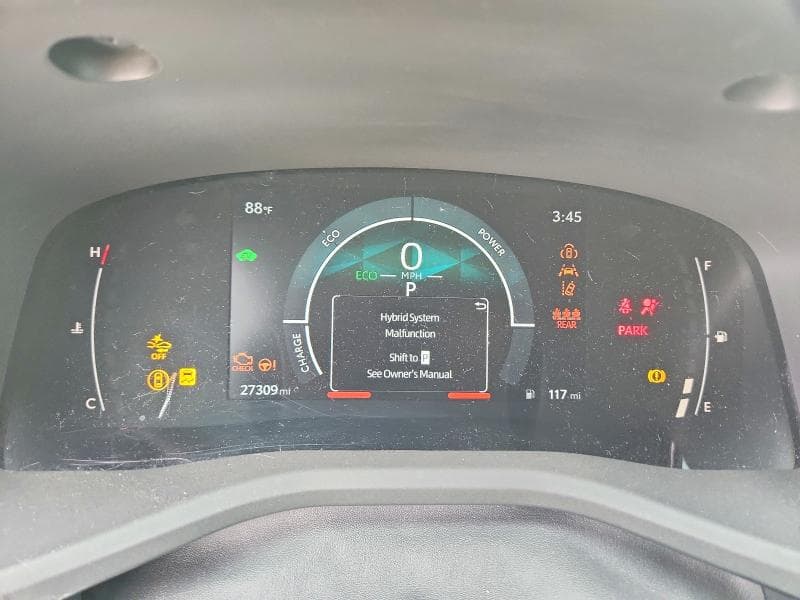 2025 TOYOTA CAMRY SE 9