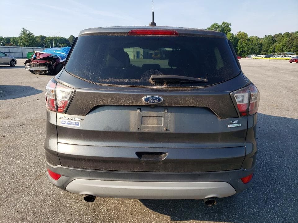 2017 FORD ESCAPE SE 6