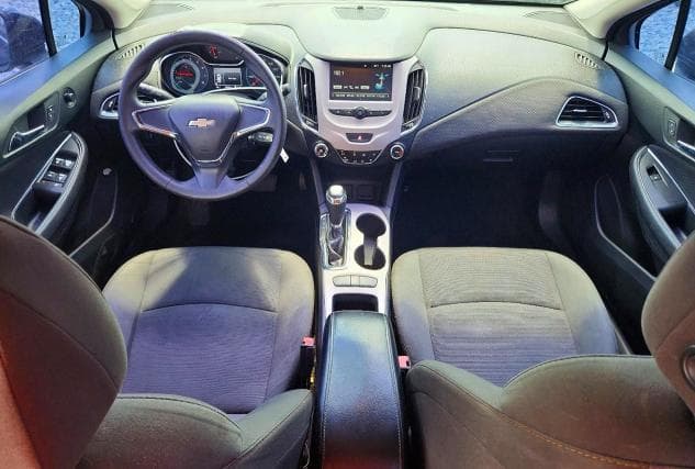 2017 CHEVROLET CRUZE LS 8