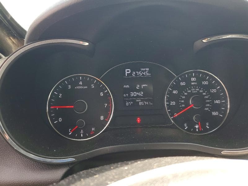 2017 KIA FORTE LX 9