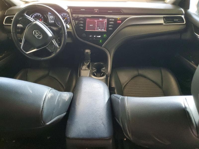 2018 TOYOTA CAMRY SE 8