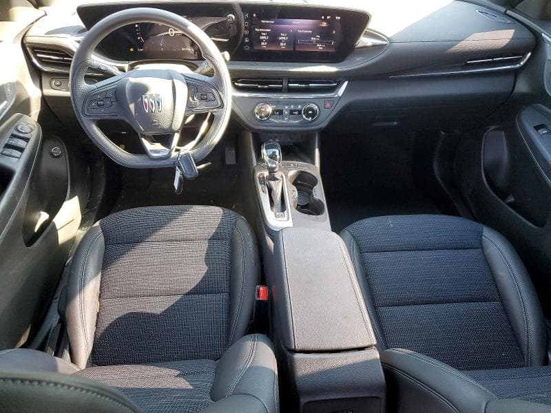 2025 BUICK ENVISTA PREFERRED 8