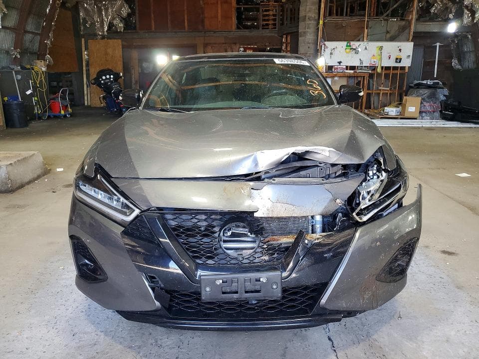 2023 NISSAN MAXIMA SR 5