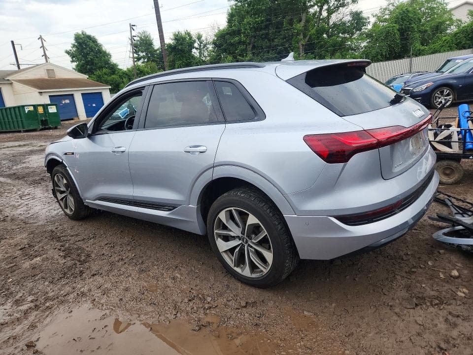 2021 AUDI E-TRON PREMIUM PLUS 2