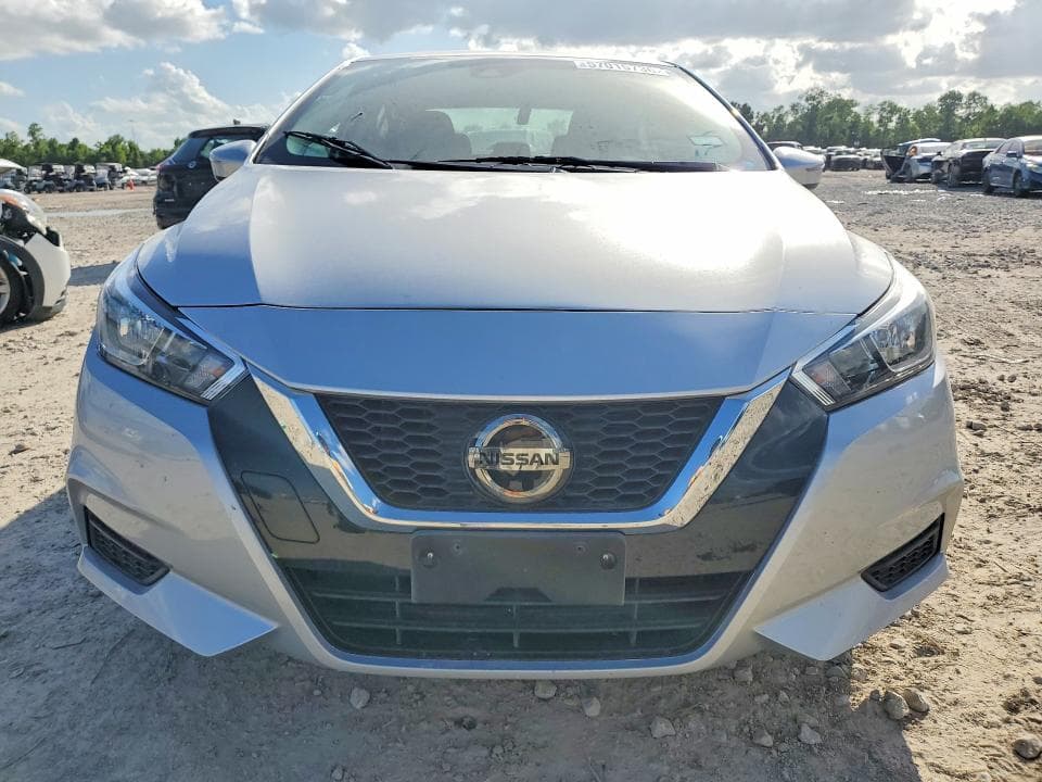 2020 NISSAN VERSA SV 5