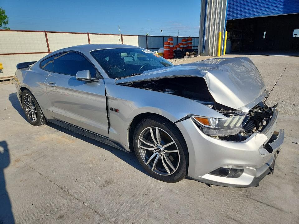 2017 FORD MUSTANG 4