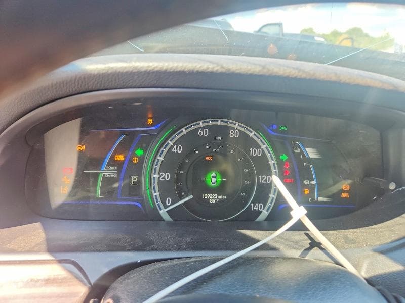 2017 HONDA ACCORD TOURING HYBRID 9