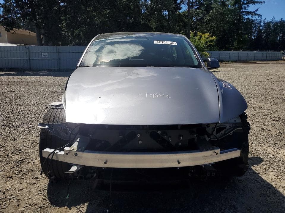 2026 TESLA MODEL Y 5