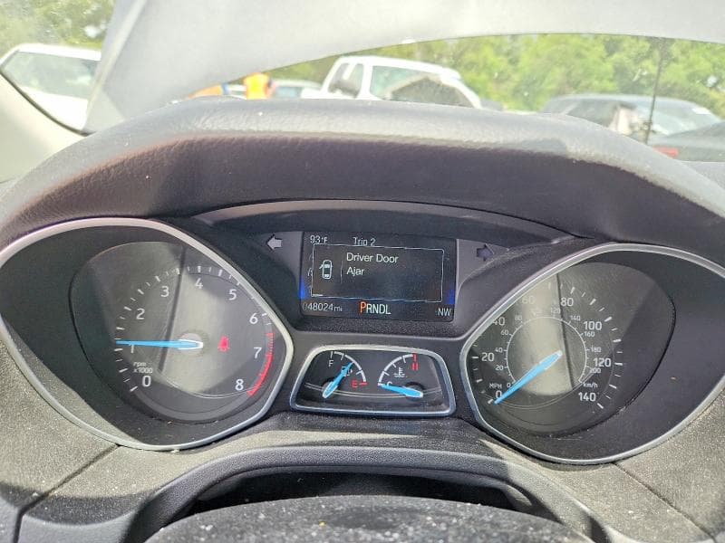2017 FORD FOCUS SE 9