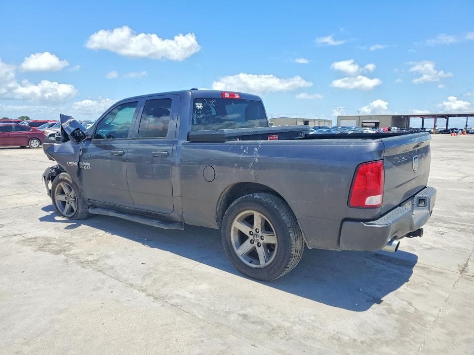 2017 RAM 1500 ST 2