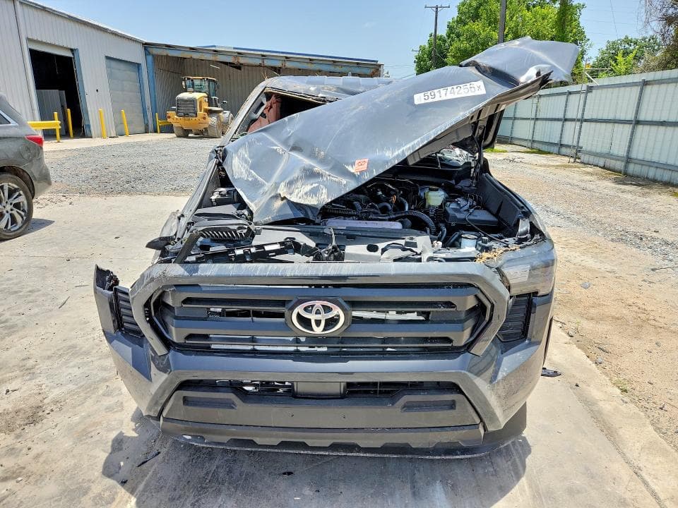 2026 TOYOTA TACOMA SR 5