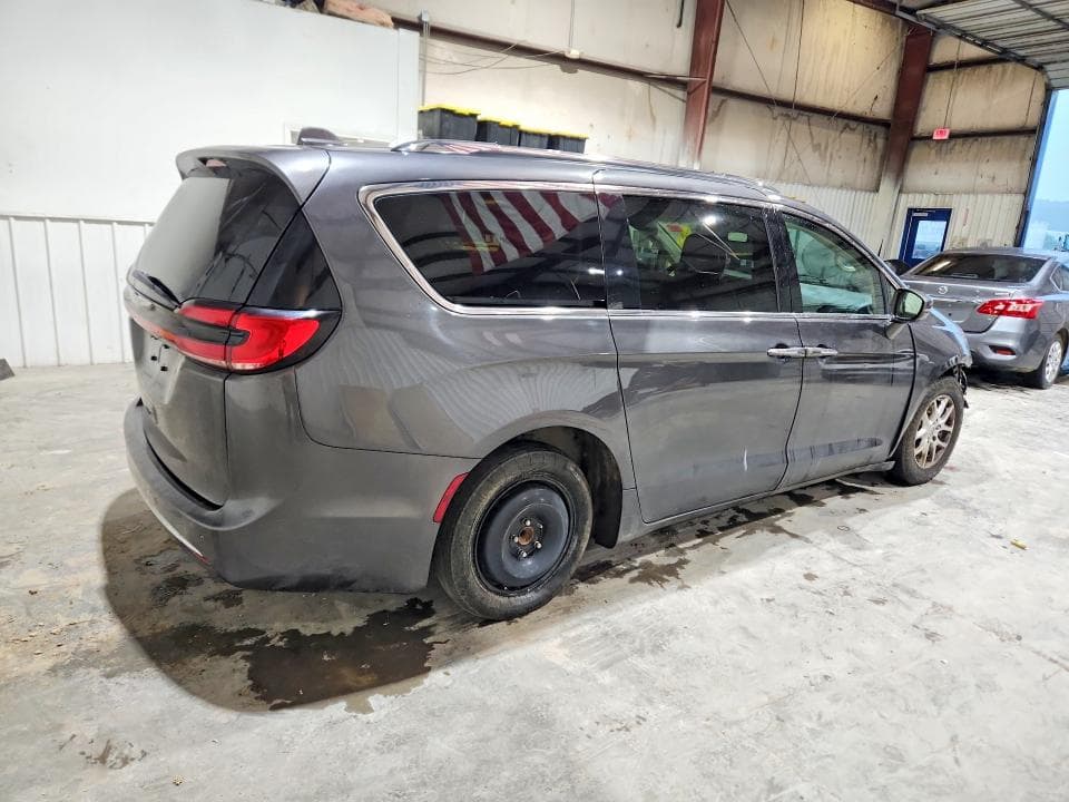2021 CHRYSLER PACIFICA TOURING L 3